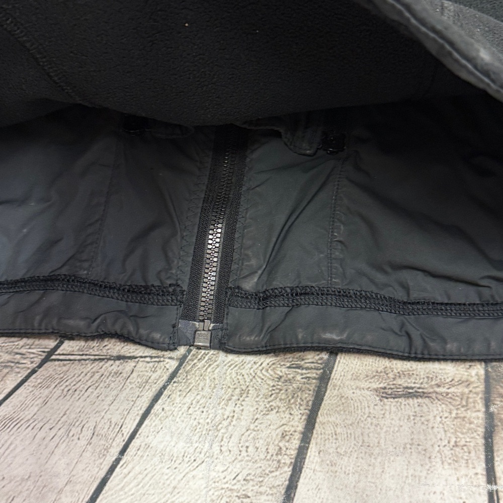 Lululemon Fleecy Keen With Rare Ruffle Detail Jacket in Black Women’s Size 8 - Picture 14 of 14